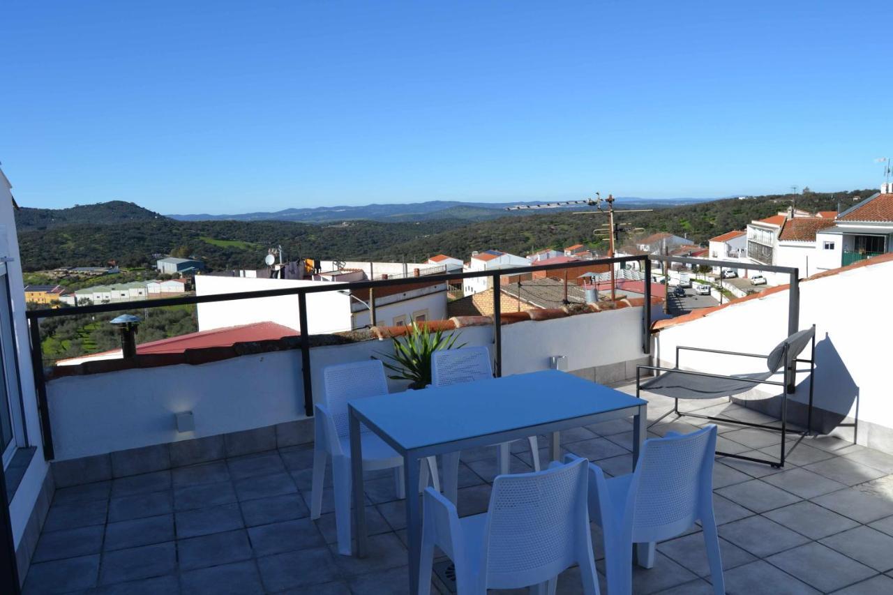 La Martela De Fuentes Casa De Diseno Rural Villa Fuentes de León Exteriör bild